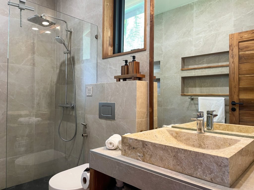 Bathroom Villa Altura